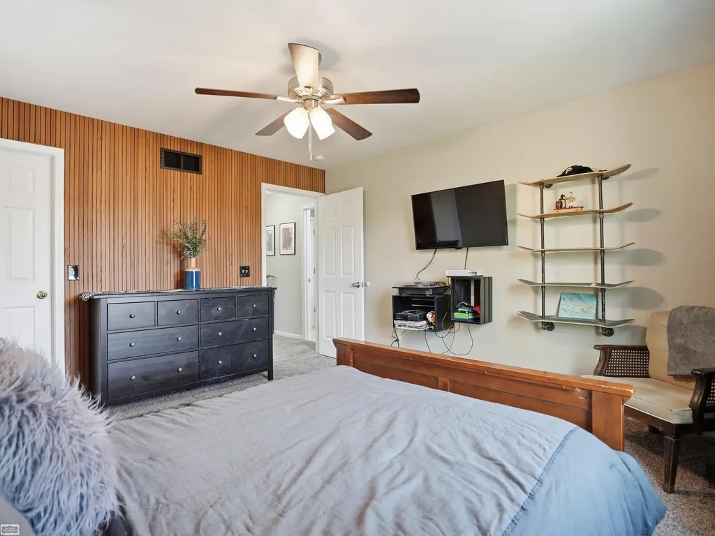 36531 N Pointe Drive New Baltimore City MI 48047