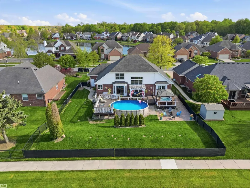 36531 N Pointe Drive New Baltimore City MI 48047
