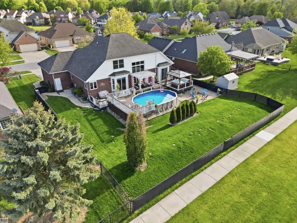 36531 N Pointe Drive New Baltimore City MI 48047