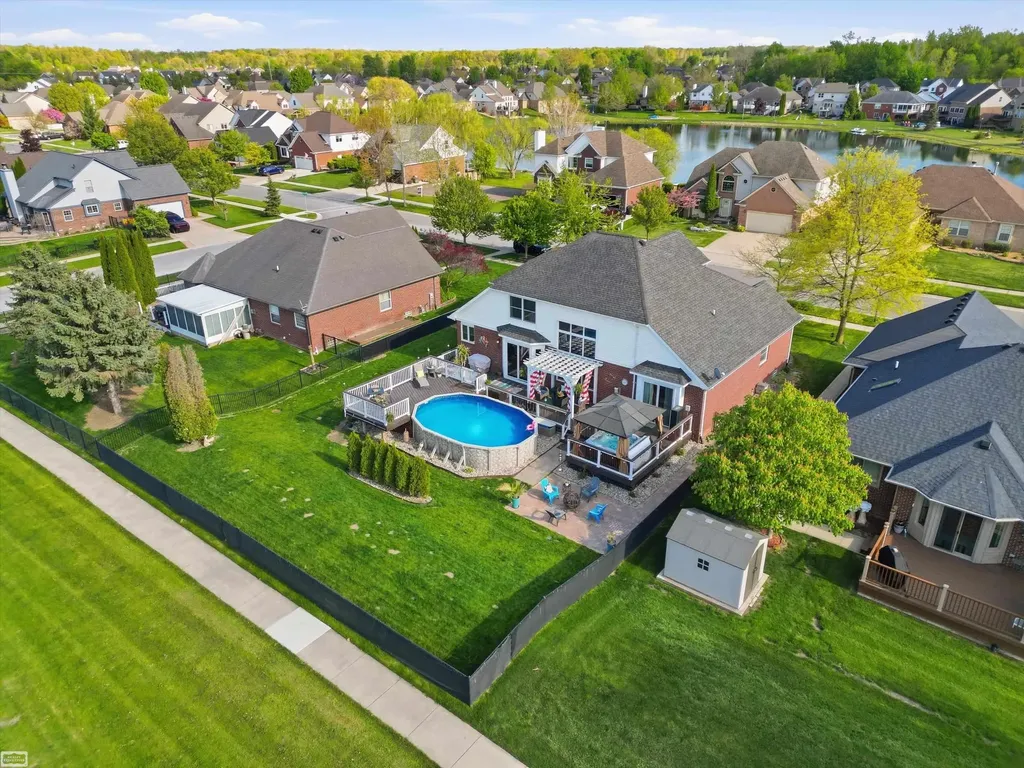 36531 N Pointe Drive New Baltimore City MI 48047