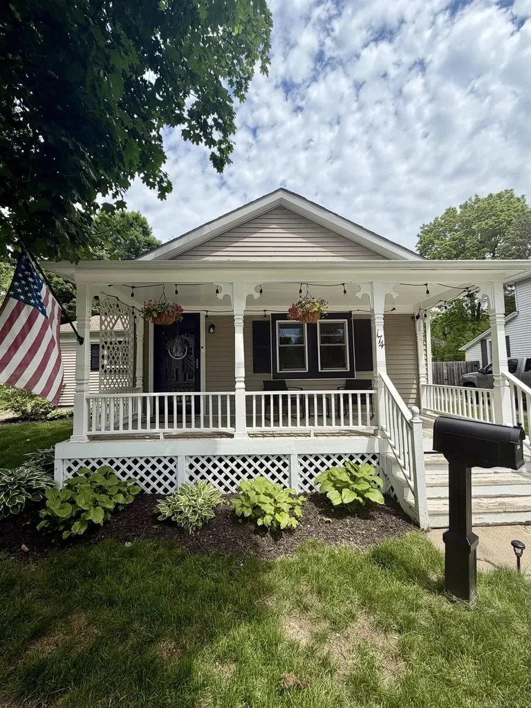174 Benjamin Street Romeo Village MI 48065