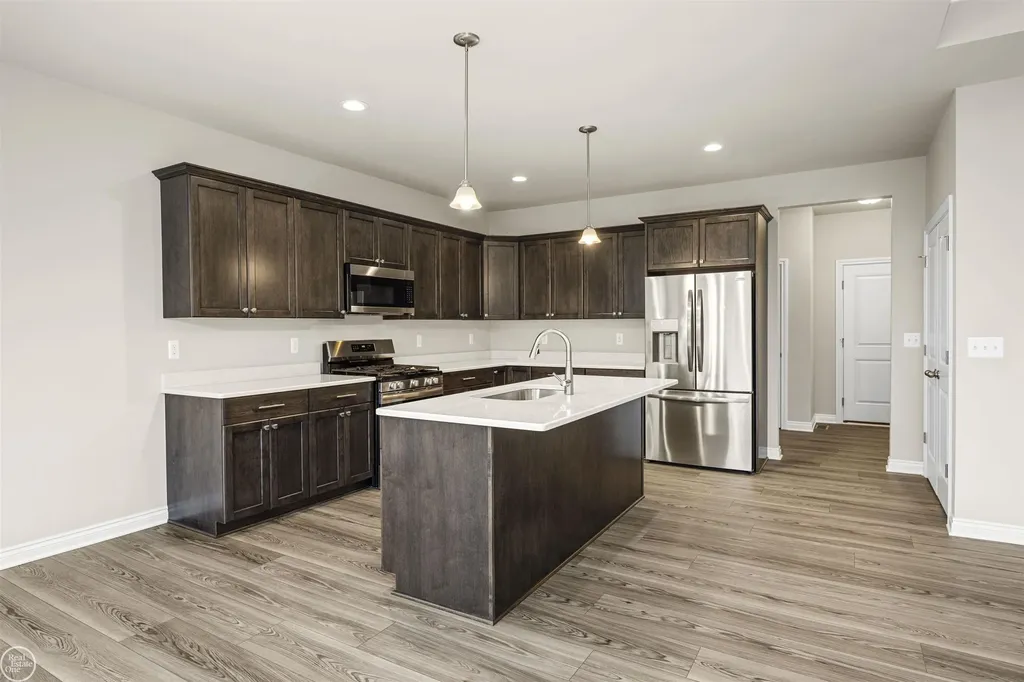 1134 Julian Court Waterford Charter Township MI 48327