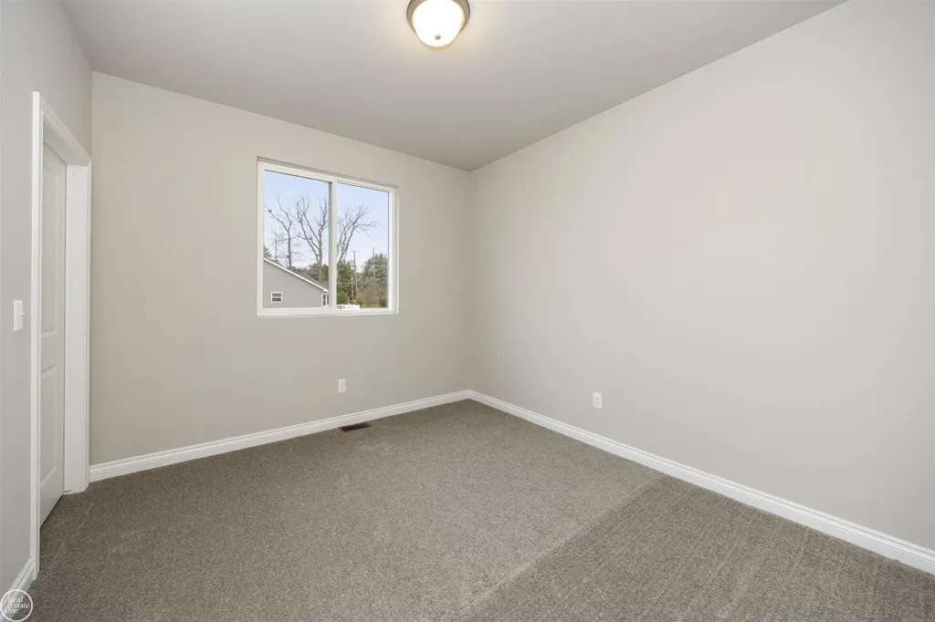 1134 Julian Court Waterford Charter Township MI 48327