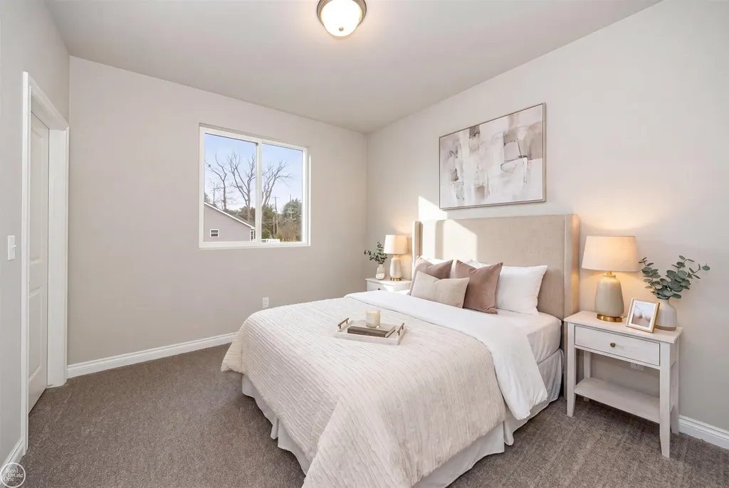 1134 Julian Court Waterford Charter Township MI 48327