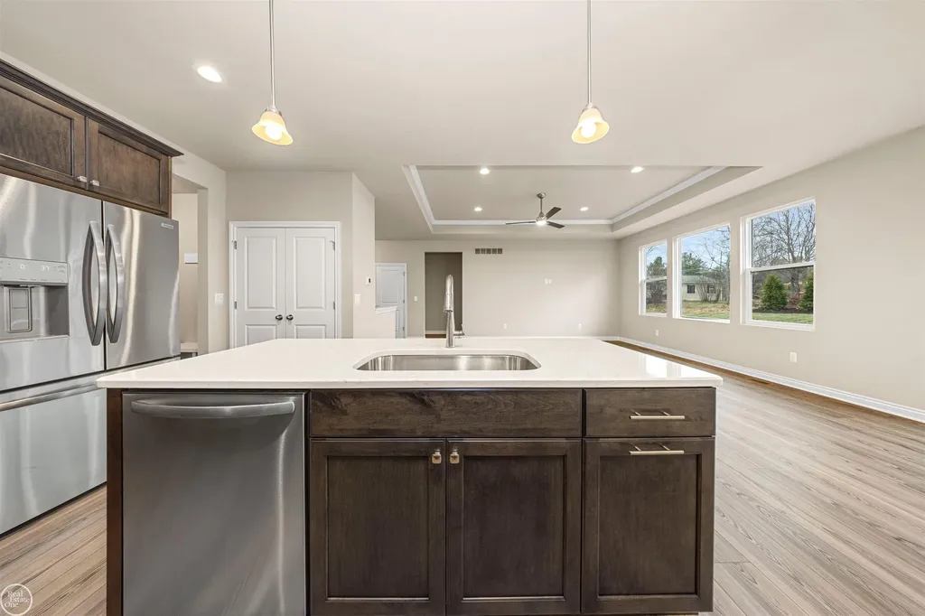 1134 Julian Court Waterford Charter Township MI 48327