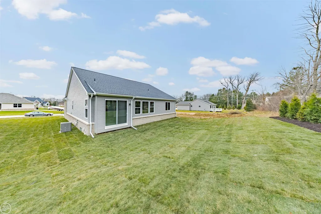 1134 Julian Court Waterford Charter Township MI 48327