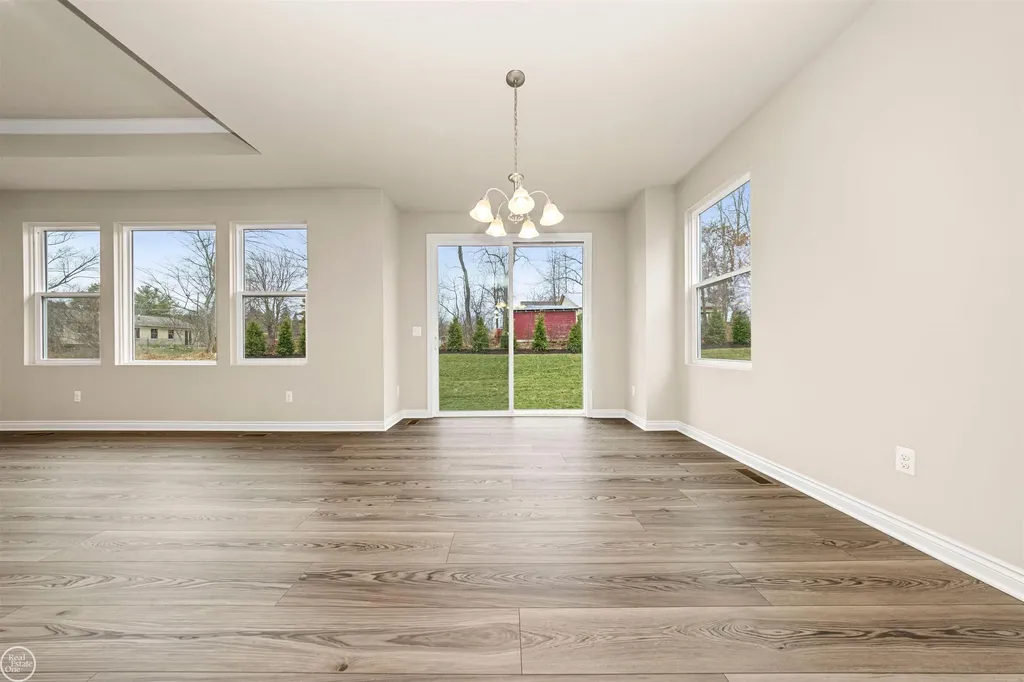 1134 Julian Court Waterford Charter Township MI 48327
