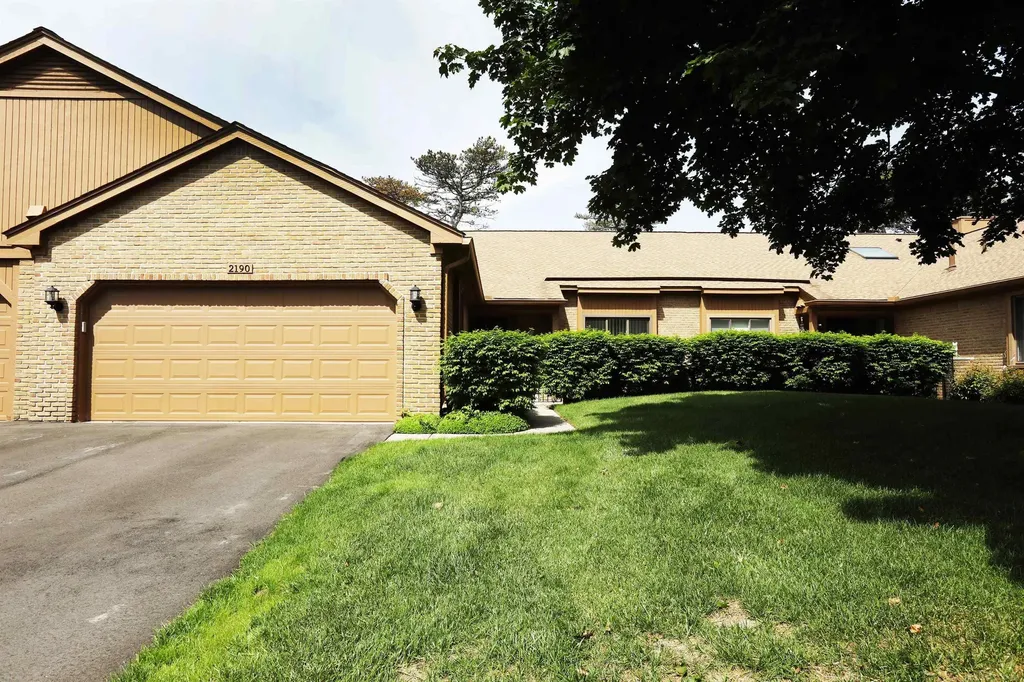 2190 London Bridge Drive Rochester Hills City MI 48307