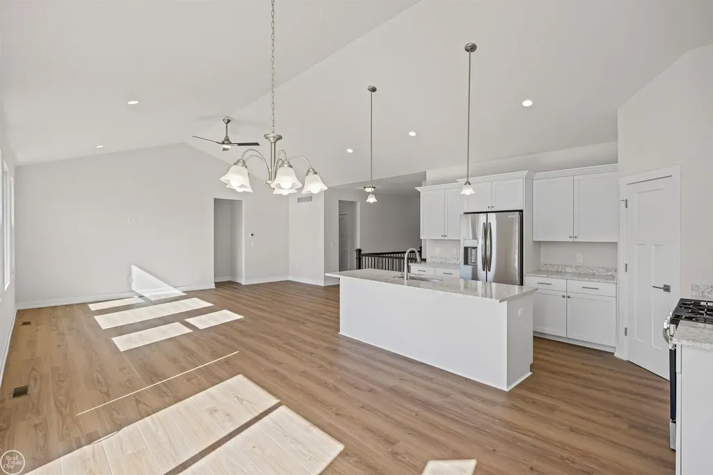 1156 Julian Court Waterford Charter Township MI 48327