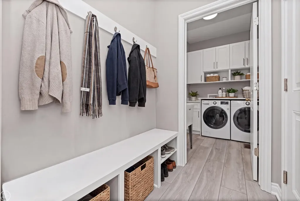 1156 Julian Court Waterford Charter Township MI 48327