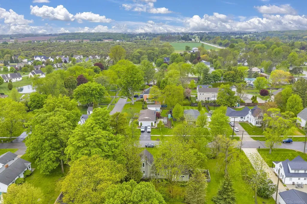 7153 Lake Street Lexington Village MI 48450