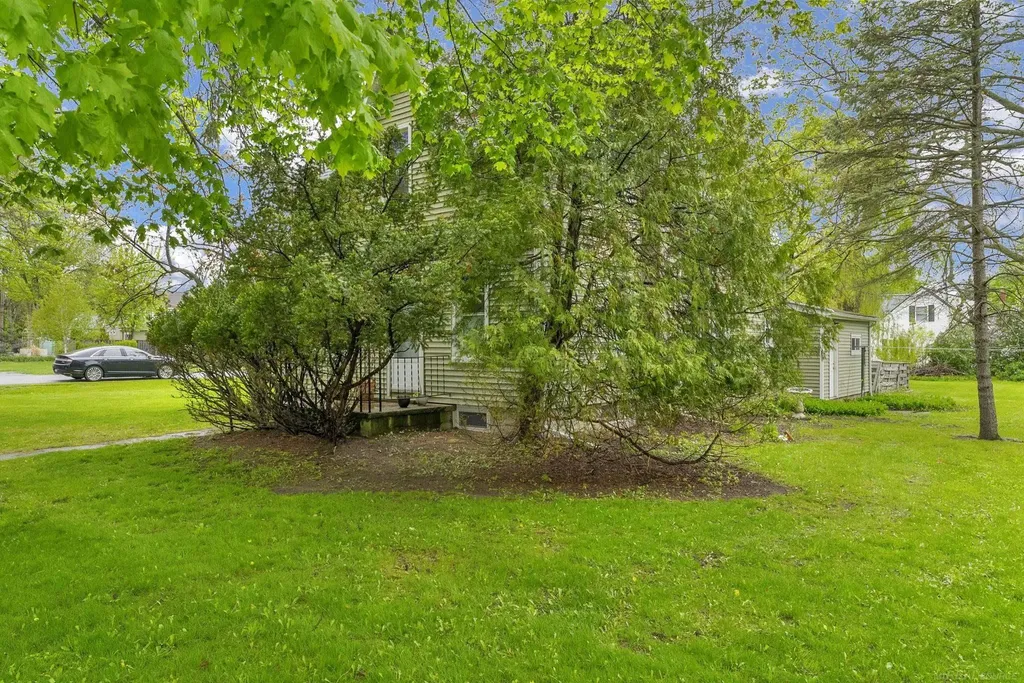 7153 Lake Street Lexington Village MI 48450
