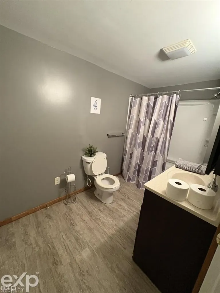 704 Bay Road Bangor Charter Township MI 48706