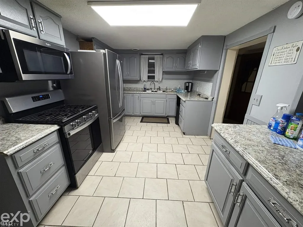 704 Bay Road Bangor Charter Township MI 48706