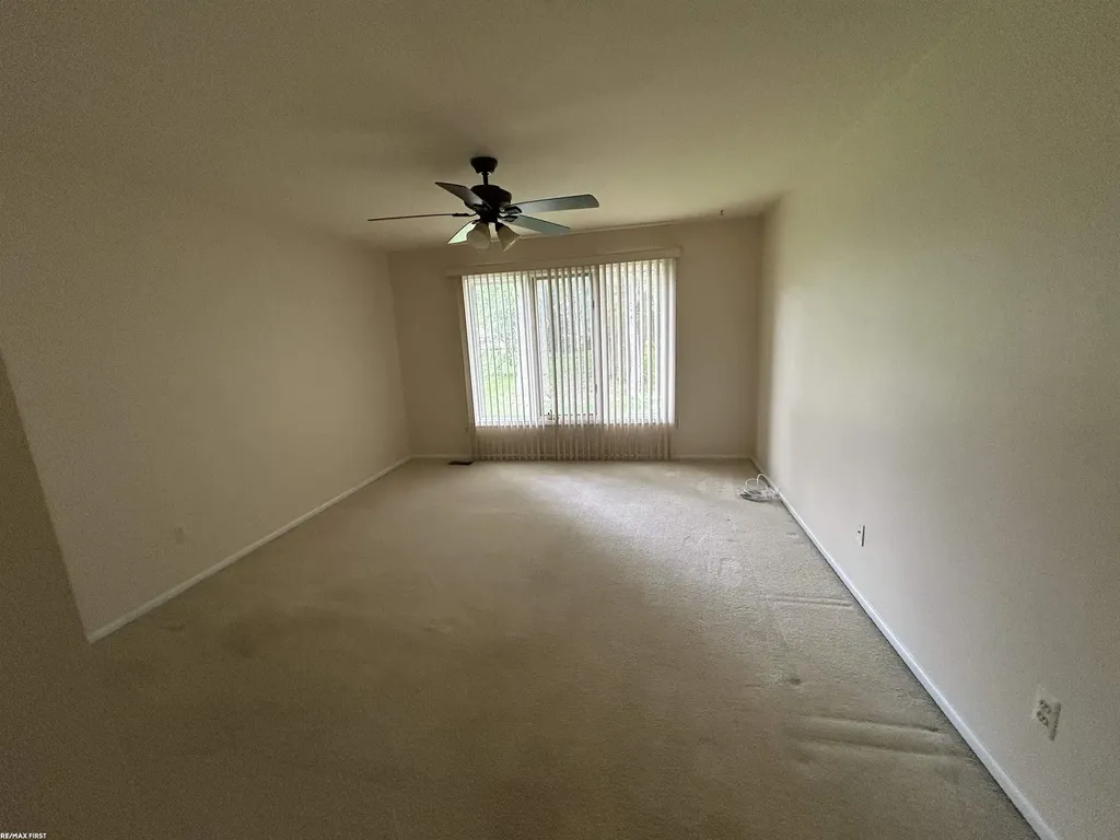17765 E Kirkwood Drive Clinton Charter Township MI 48038