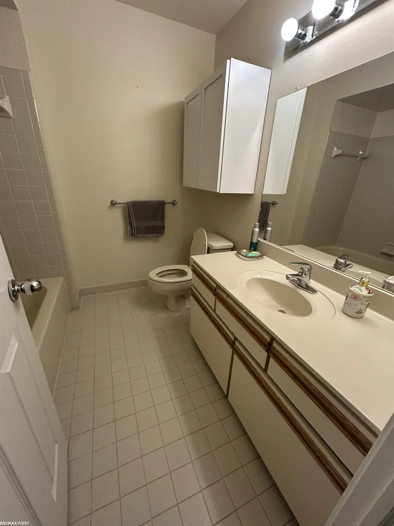 17765 E Kirkwood Drive Clinton Charter Township MI 48038
