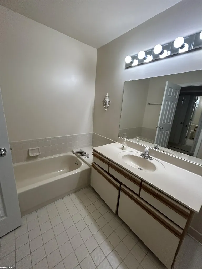 17765 E Kirkwood Drive Clinton Charter Township MI 48038