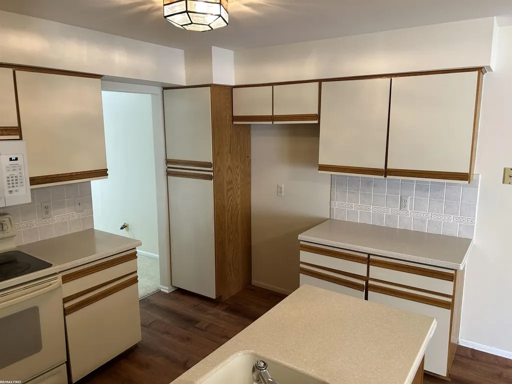 17765 E Kirkwood Drive Clinton Charter Township MI 48038