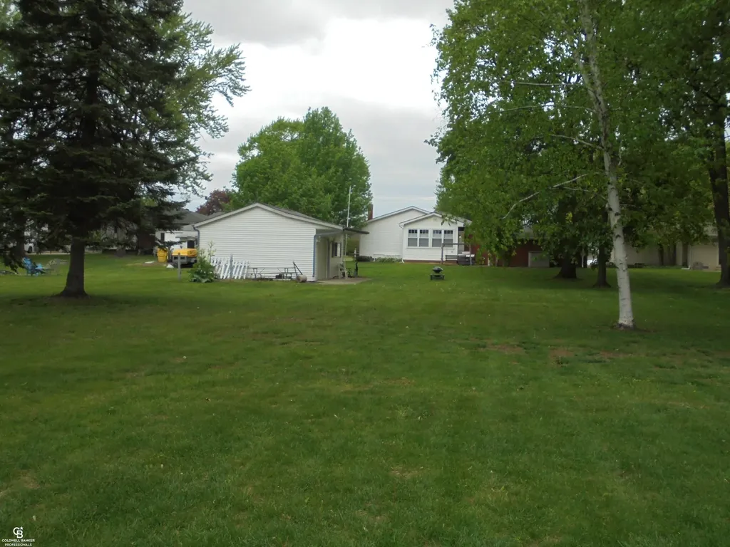 18138 22 Mile Road Macomb Township MI 48044