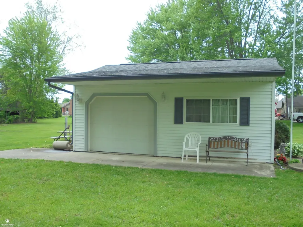 18138 22 Mile Road Macomb Township MI 48044