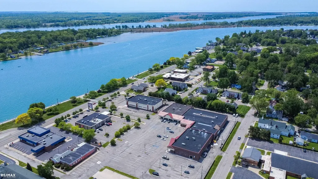 304 Heritage Way Street Algonac City MI 48001