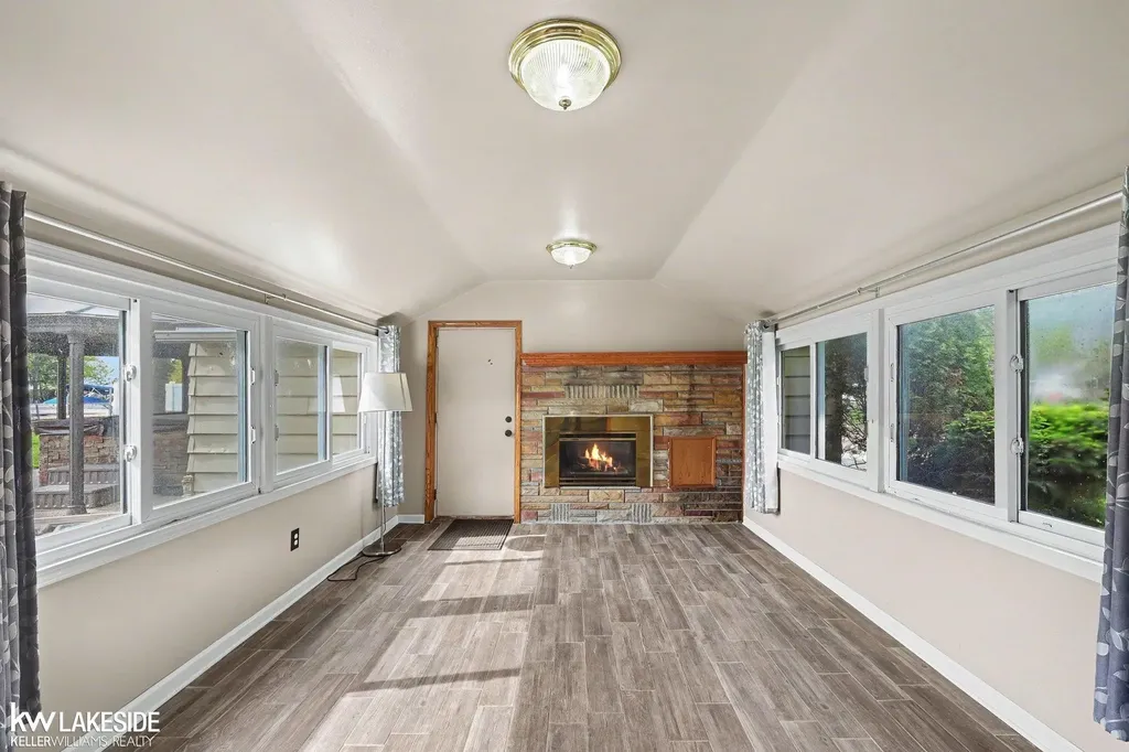 37470 Lakeville Street Harrison Charter Township MI 48045