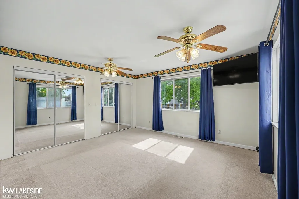 37470 Lakeville Street Harrison Charter Township MI 48045