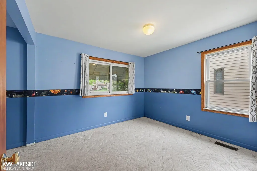 37470 Lakeville Street Harrison Charter Township MI 48045