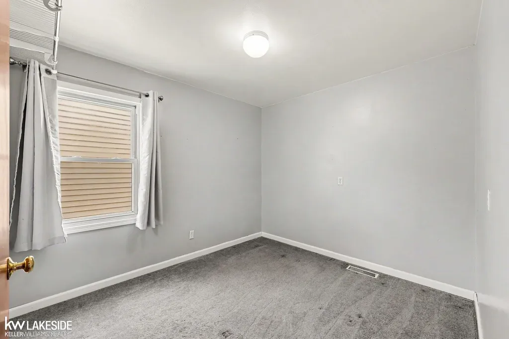 37470 Lakeville Street Harrison Charter Township MI 48045