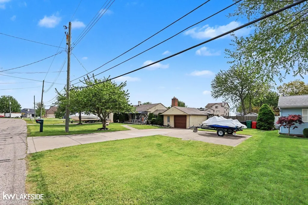 37470 Lakeville Street Harrison Charter Township MI 48045