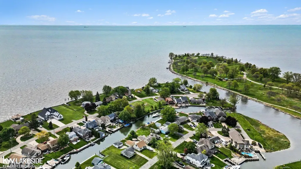 37470 Lakeville Street Harrison Charter Township MI 48045