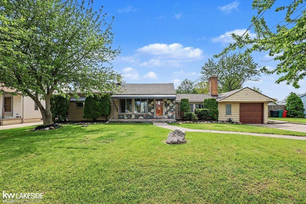 37470 Lakeville Street Harrison Charter Township MI 48045