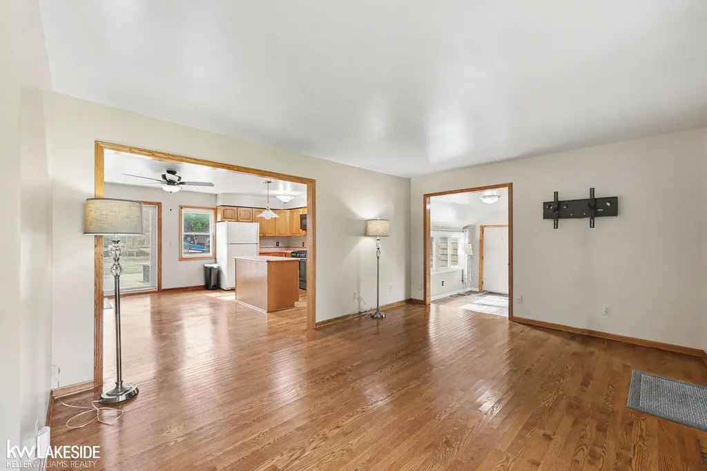 37470 Lakeville Street Harrison Charter Township MI 48045