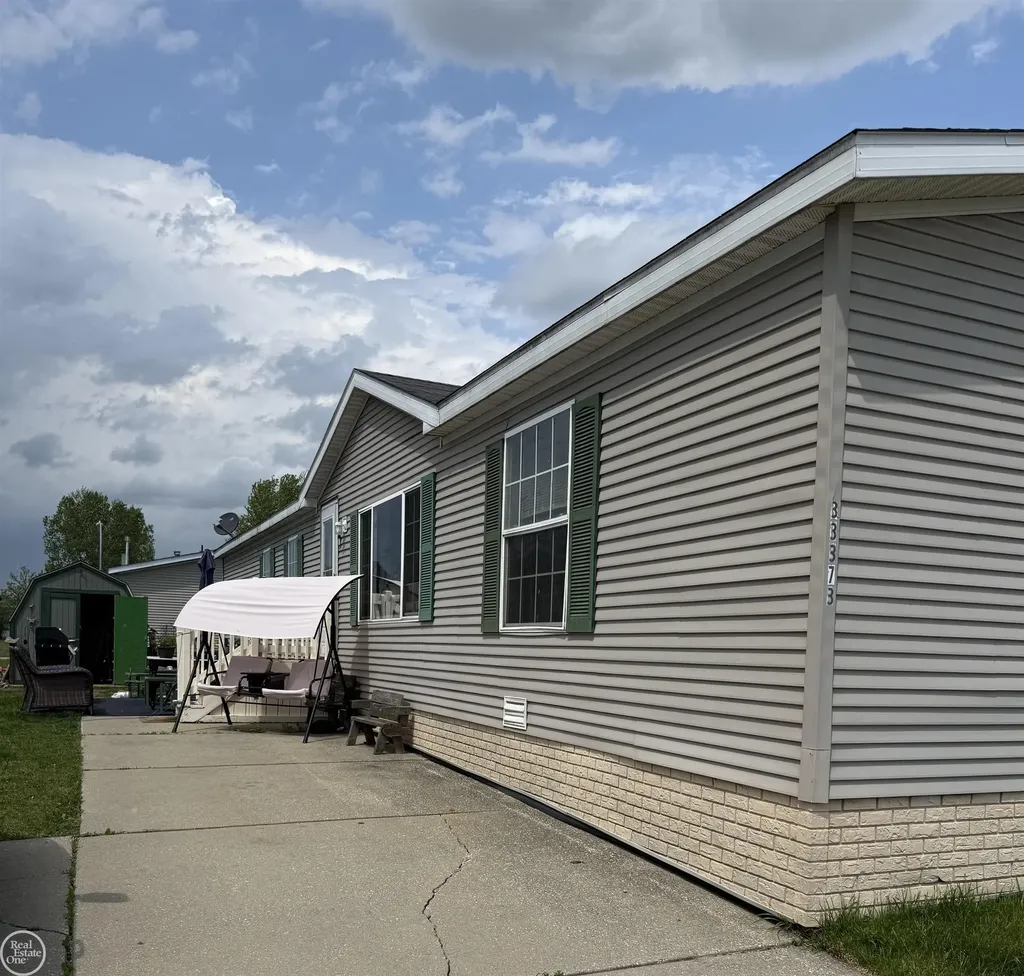 33373 Gladiola Court Street Lenox Township MI 48048