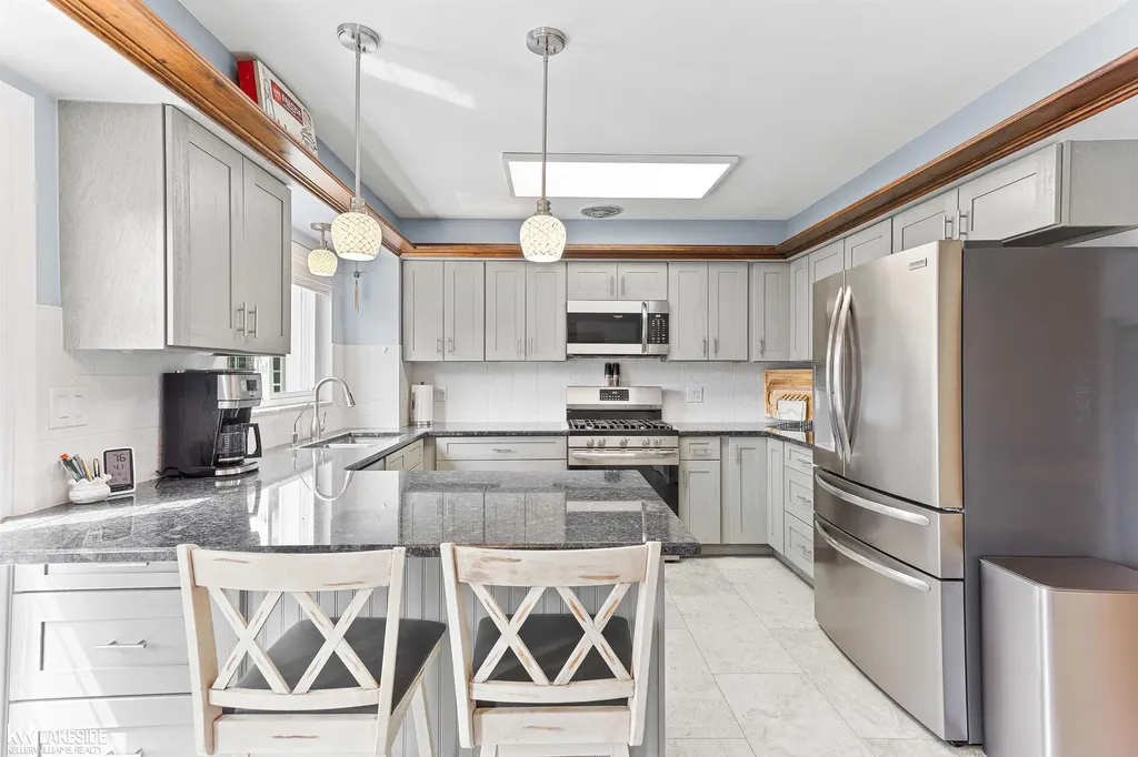 73959 Franklin Lane Armada Village MI 48005