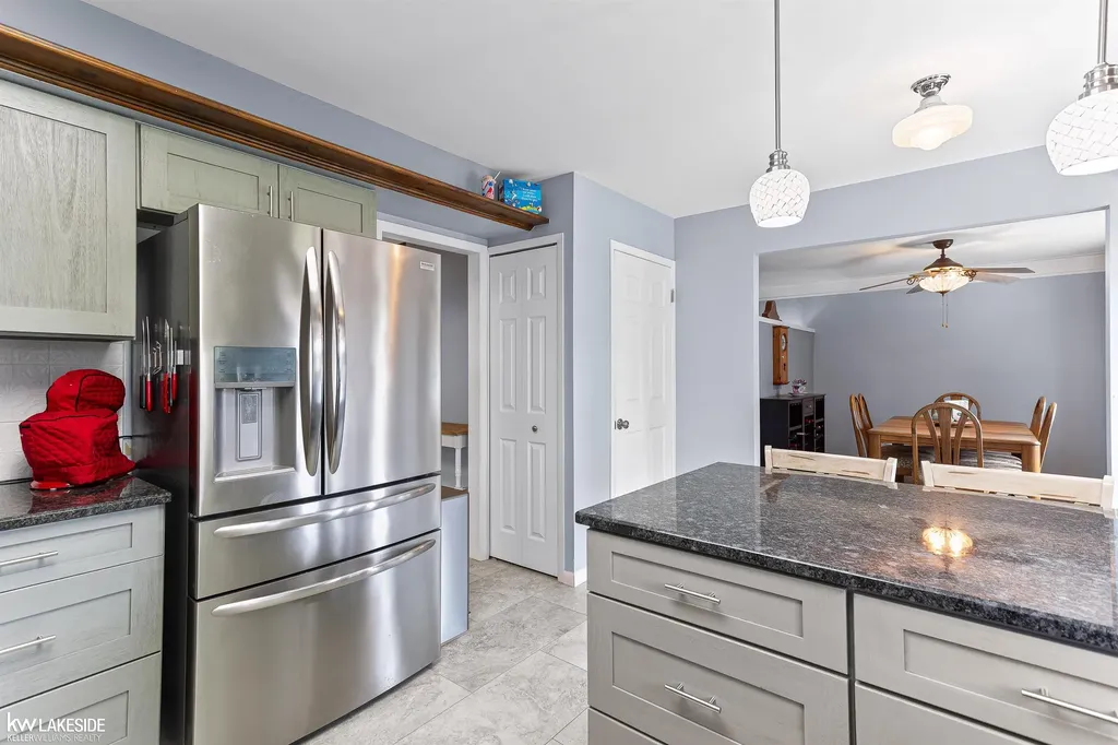 73959 Franklin Lane Armada Village MI 48005