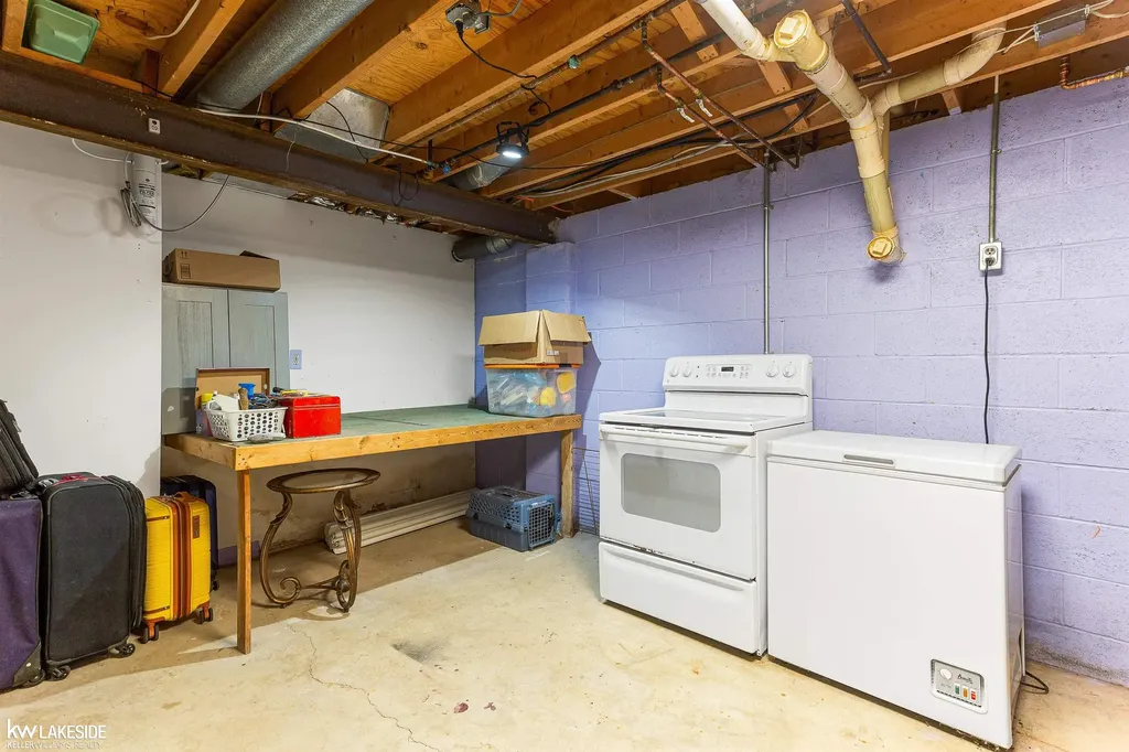 73959 Franklin Lane Armada Village MI 48005