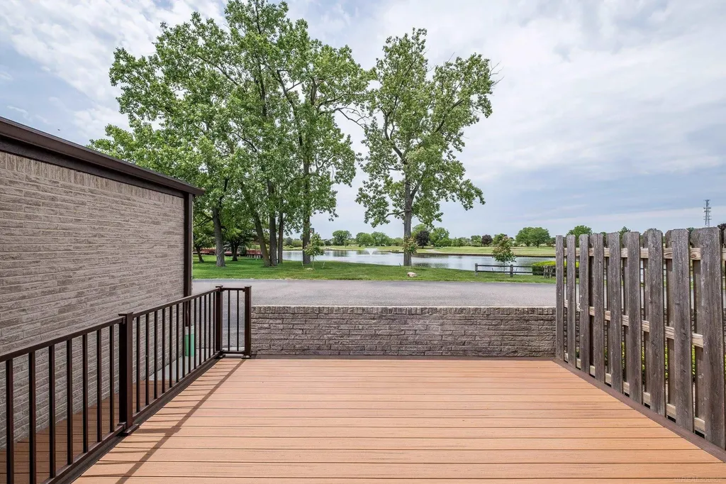 1102 Country Club Drive St. Clair Shores City MI 48082