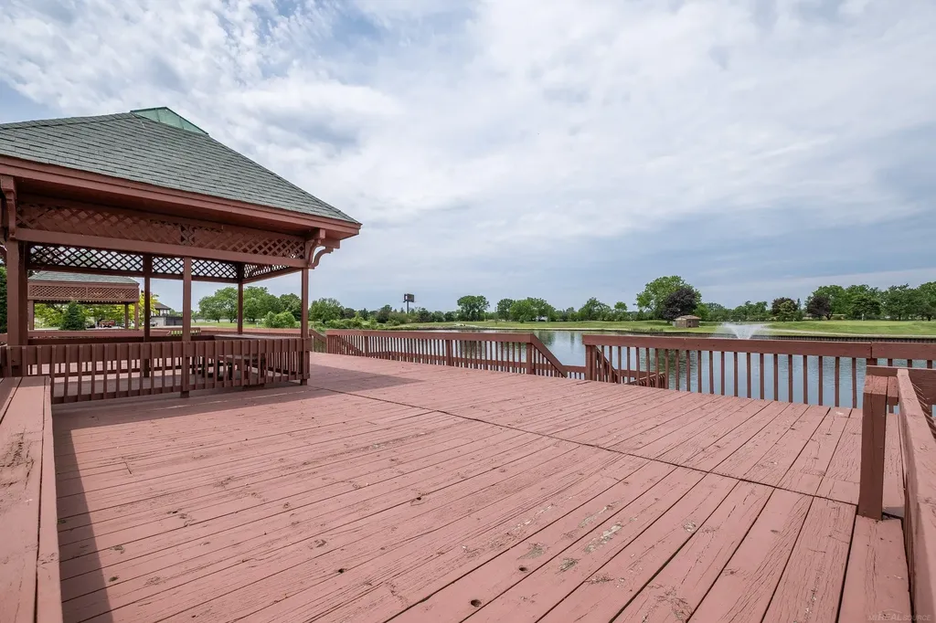 1102 Country Club Drive St. Clair Shores City MI 48082