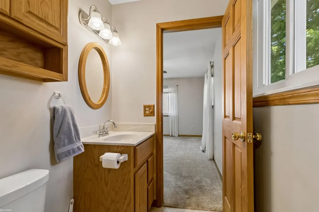3238 S Shoreview Drive Fort Gratiot Charter Township MI 48059