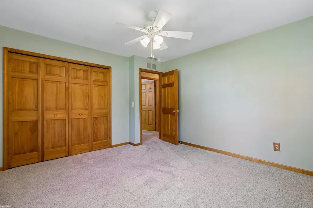 3238 S Shoreview Drive Fort Gratiot Charter Township MI 48059