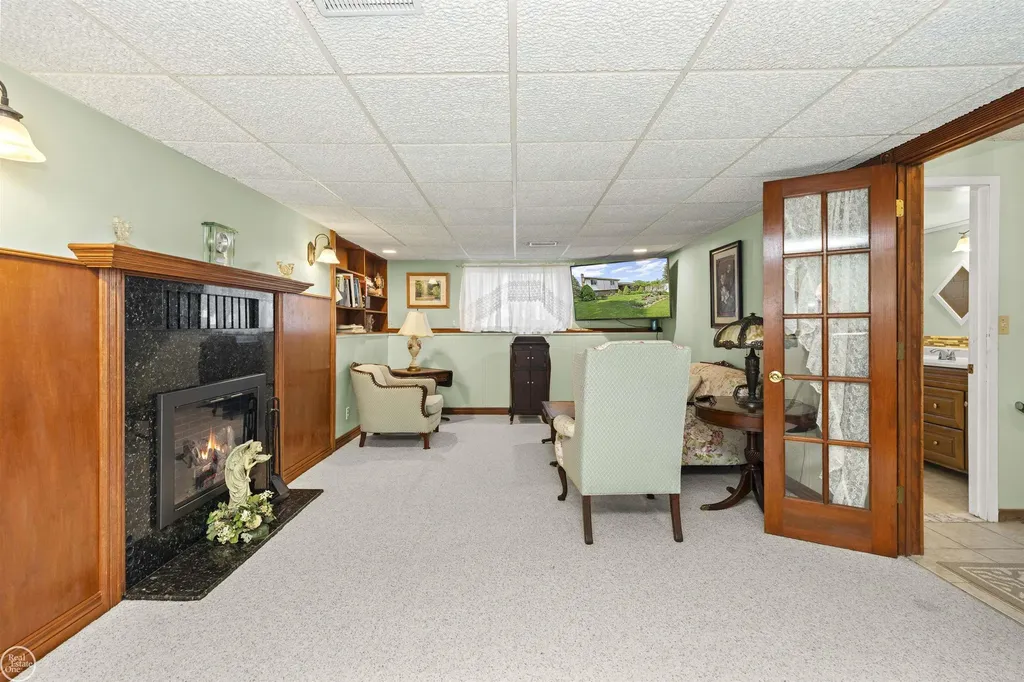28329 E Blom Drive Harrison Charter Township MI 48045