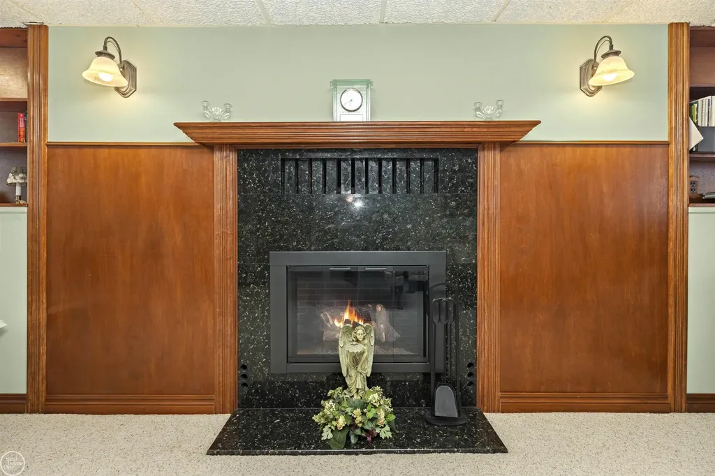 28329 E Blom Drive Harrison Charter Township MI 48045