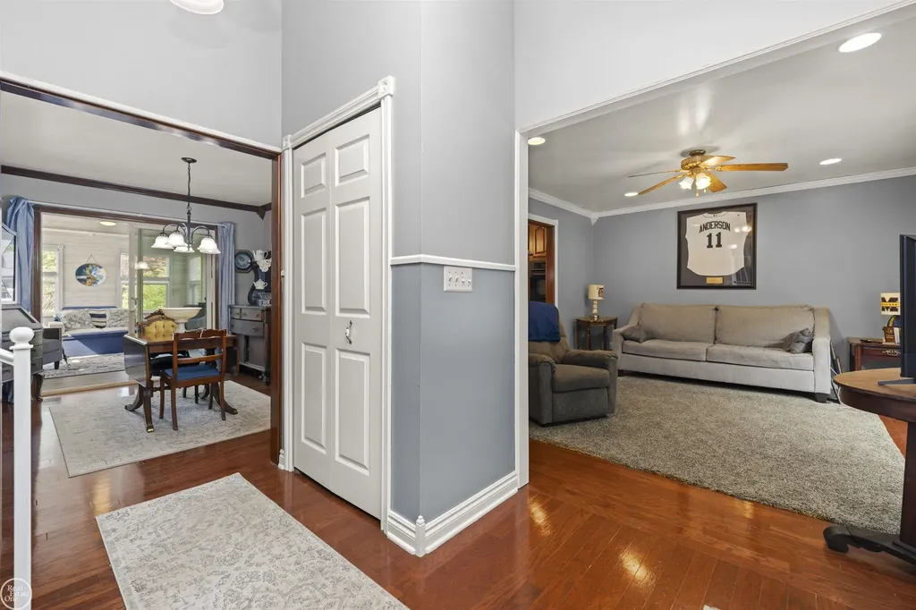 28329 E Blom Drive Harrison Charter Township MI 48045