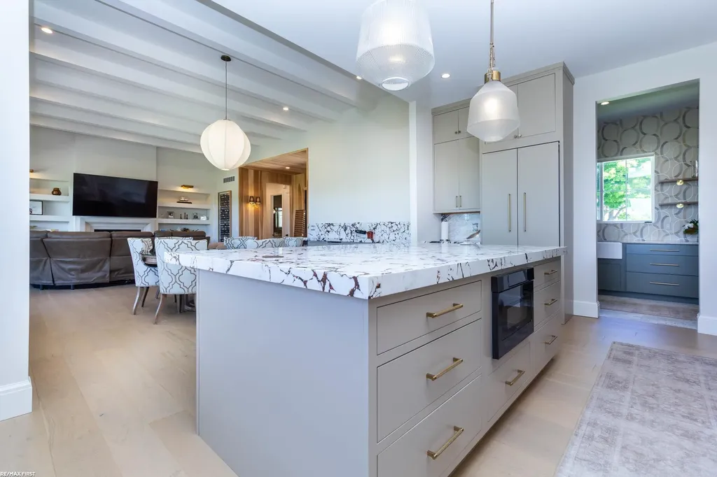 65855 Mound Road Washington Township MI 48095