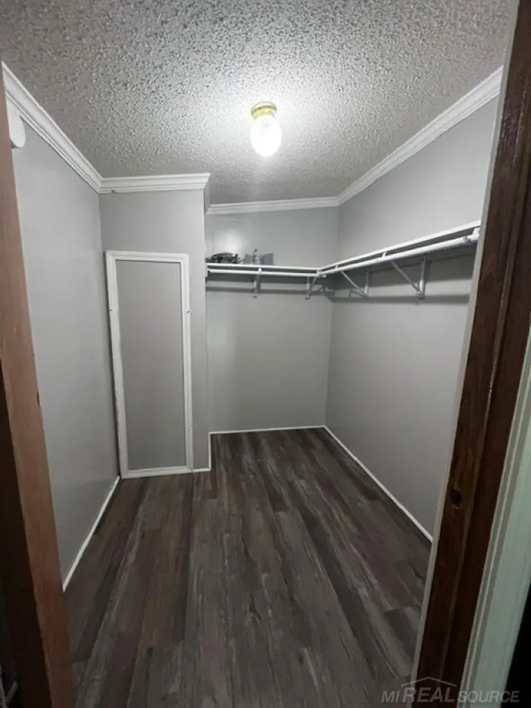 351 Center Street Algonac City MI 48001