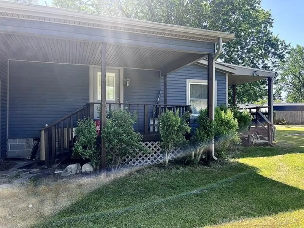 351 Center Street Algonac City MI 48001