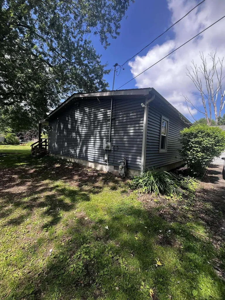 351 Center Street Algonac City MI 48001