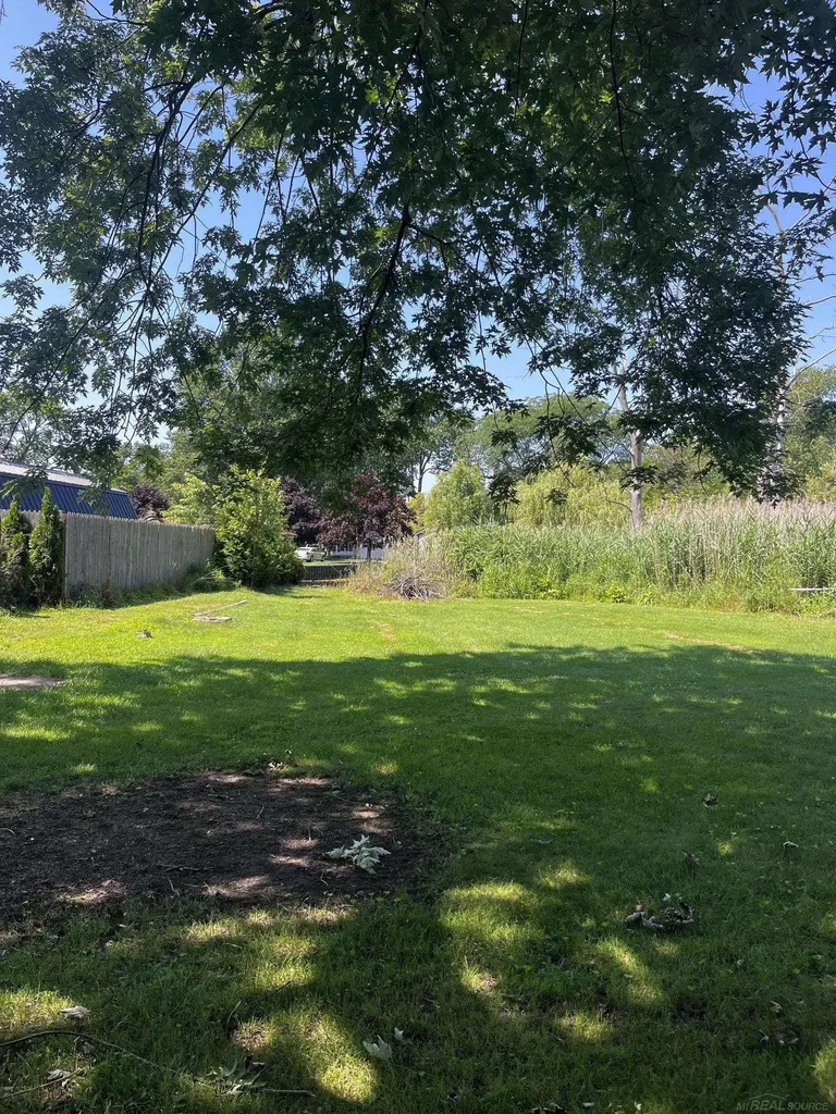 351 Center Street Algonac City MI 48001