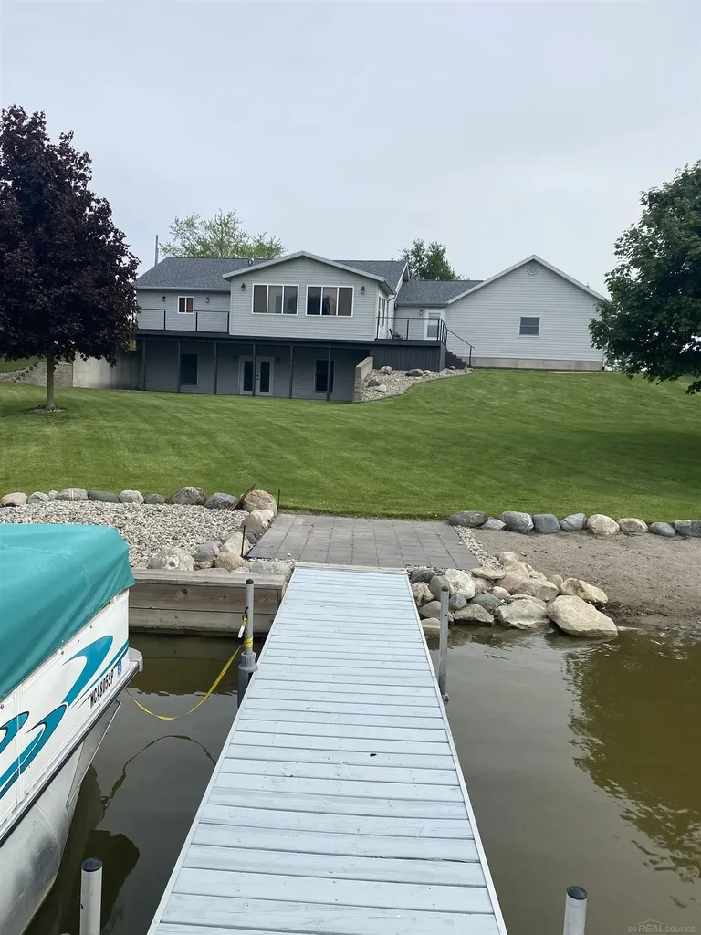 14685 Roberts Court Amboy Township MI 49232